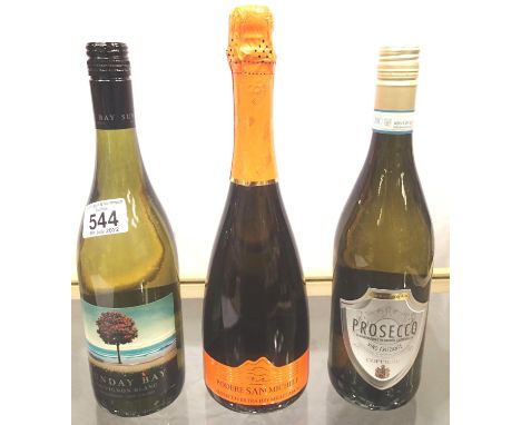 Three bottles of mixed Prosecco. P&amp;P Group 3 (£25+VAT for the first lot and £5+VAT for subsequent lots) 