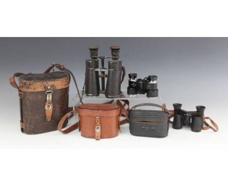WORLD WAR II INTEREST: A pair of Busch Prisma-Binocle "Terlux D.R.G.M" binoculars, the cranked barrels 11cm long, with a case