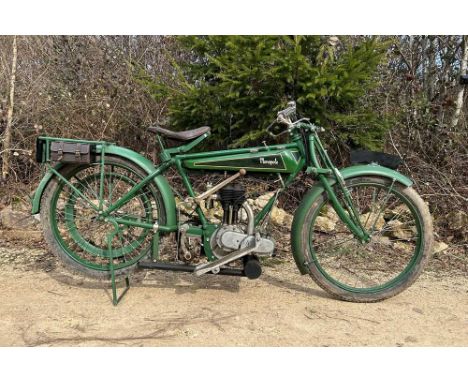 Registration No: DS 9449 Frame No: 4409 MOT: ExemptPart of a private collection for many yearsAn ideal VMCC event machineIt i