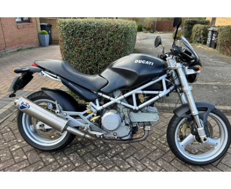 Registration No: FFY03 WUR Frame No: ZDMM400AAB037777 MOT: April 2025Fitted with Termignonis and a carbon mudguardExtensive s