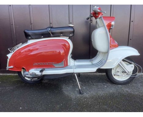 Registration No: 176 YUX Frame No: 150Li*526131 MOT: ExemptFull restoration by Dave Barrett with new RT 230 engine at cost of