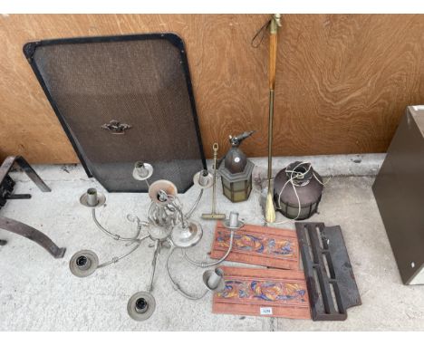AN ASSORTMENT OF ITEMS TO INCLUDE ANM UNUSUAL SHIOE HORN, LIGHT FITTINGS AND A FIRE SCREEN ETC 