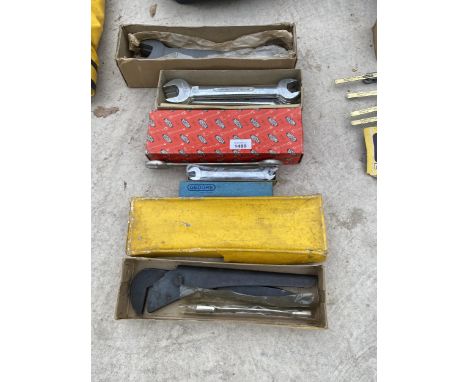 AN ASSORTMENT OF TOOLS TO INCLUDE BRITOOL AND GEDORE SPANNERS ETC 