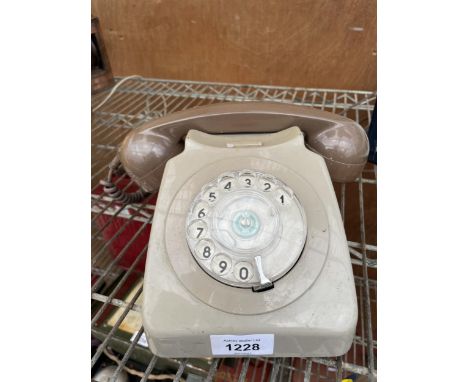 A VINTAGE 1960'S BROWN AND GREY TELEPHONE 