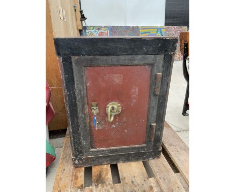 A LARGE VINTAGE HOBBS &amp; CO LONDON SAFE WITH BRASS HANDLE AND KEY (51CM X 51CM X 66.5CM) 