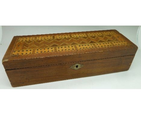 A cribbage board with marquetry top, length 29cm
