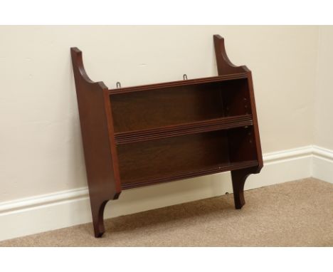 Reproduction mahogany wall hanging shelf, W62cm   Condition Report   Click here for further images, condition, auction times 