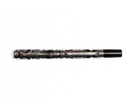 Waterman Ideal 454 Trefoil sterling silver filigree fountain pen. Trefoil filigree pattern in sterling silver over black hard