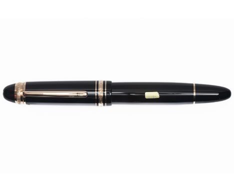 Montblanc 149 75th Anniversary limited edition fountain pen. Classic 149 fountain pen with decorative pink gold details and s