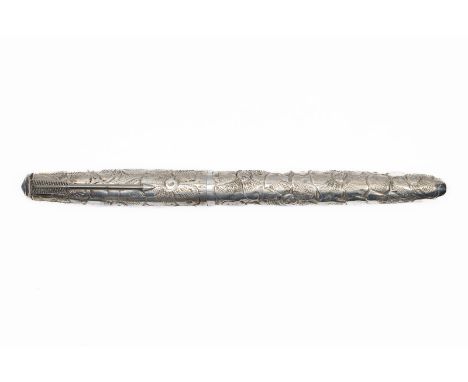 Parker 51 Aerometric silver plate Industria Argentina fountain pen with custom pattern. Decorative floral pattern over Parker