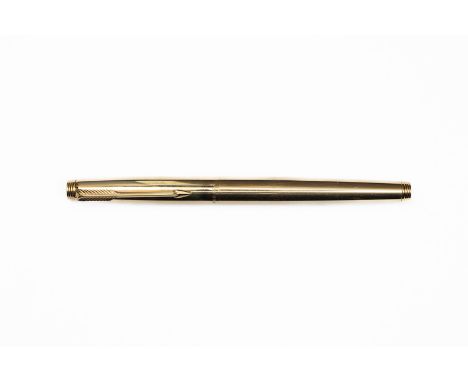 Parker 75 Presidential Keepsake 14 K solid gold fountain pen. Crisp solid gold 75 with dish tassies. Pen free of dings, with 