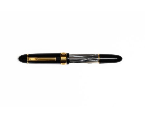 Senator President limited edition fountain pen by Merz & Krell. Limited edition series of 2500 (745/2500), similar in design 