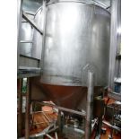 (Formulation) s/s holding silo approx. 5 ft. Diam. x 8 ft. H. cone bottom