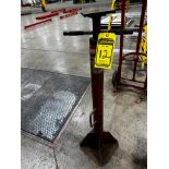 Econo-Jack, Height Range 44" to 55", 40,000 LB. Cap., Model EJ-1