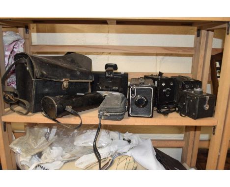 A collection of various vintage box cameras to include portrait brownie, Full-Vue Super plus various others