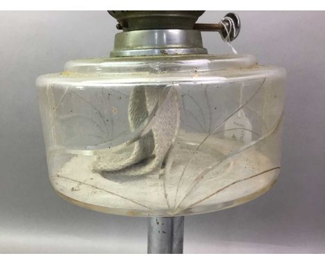 GROUP OF LAMPS including a glass oil lamp with glass reservoir, a Hummel lamp, as well as two ceramic jugs and glass shadesQt
