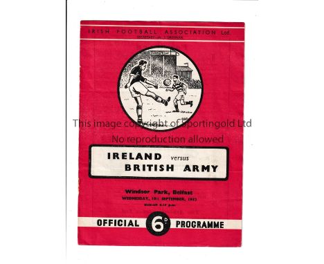 NORTHERN IRELAND V BRITISH ARMY 1952     Programme for the match in Belfast 10/9/1952, staples rusted away.    Generally good