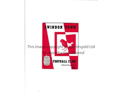 1964 FA YOUTH CUP FINAL / SWINDON TOWN V MANCHESTER UNITED     Programme for the First Leg at Swindon 27/4/1964. United's tea