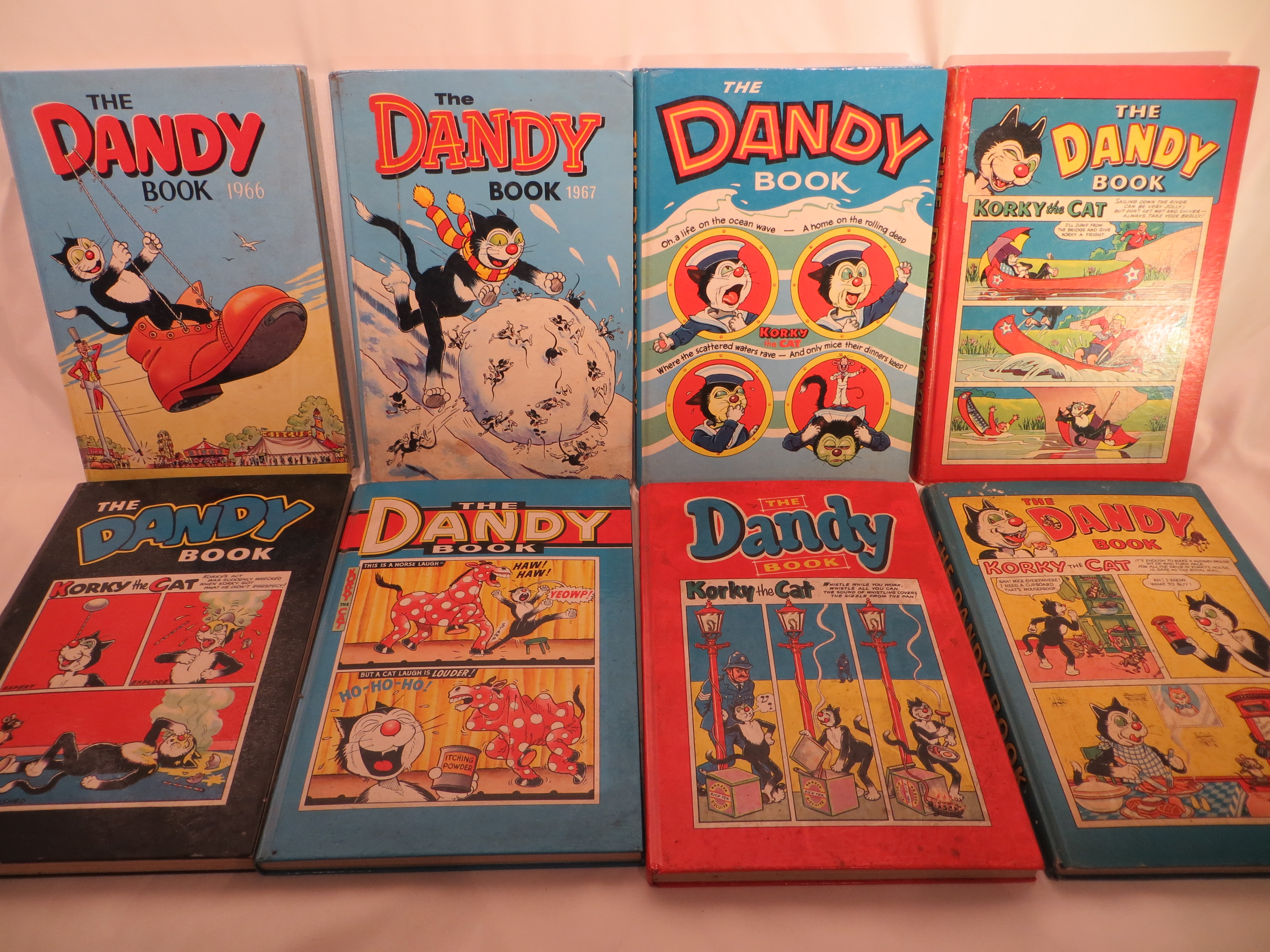8x Dandy annuals. 1960's.