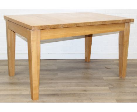 A modern light oak extending dining table with single extra leaf, 133cm extending to 169cm x 92cm x 78cm