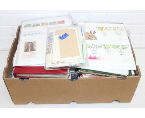 Large qty of mixed stamps and other ephemera to incl first day covers, photograph albums, cigarette and tea cards etc