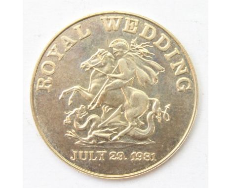 [4.07g] - a 1981 9ct gold Royal Wedding commemorative medal or coin, with hallmarks to edge and XRF confirmed, with drawstrin