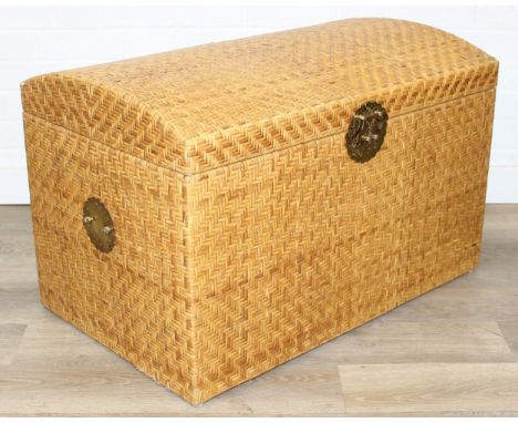 A vintage wicker trunk with brass clasp, possibly Chinese, 80cm x 50cm x 52cm