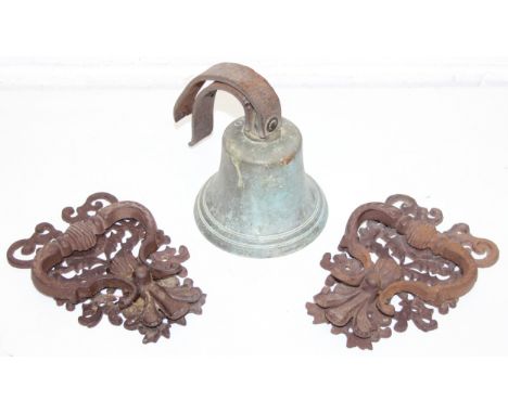 3 vintage metalware items to incl a pair of iron door knockers and a hand-bell marked '10' with leather handle, tallest 31cm