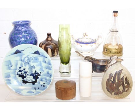 Qty of vintage and later ceramics, glassware and silver-plated items, to incl a Chinese plate, vases, Bols bottle, etc, talle