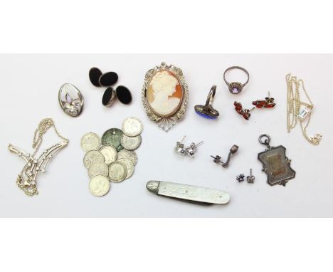 Qty of assorted silver jewellery and other silver odds to inc a silver mounted shell cameo brooch, a silver bladed folding fr