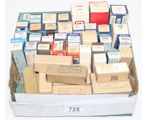 Qty of vintage boxed radio valves to incl Mallard, Mazda, Pinnacle, De Banks, Raytheon etc