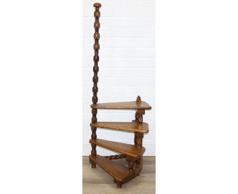 Set of vintage oak library steps of spiral form, 20th century, height to top step 51cm, total height 122cm, bottom step 44cm 