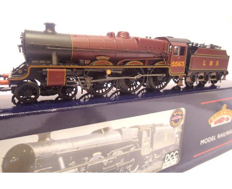 Bachmann 31-185 Jubilee Class Australia 5563, LMS Crimson. P&P Group 1 (£14+VAT for the first lot and £1+VAT for subsequent l