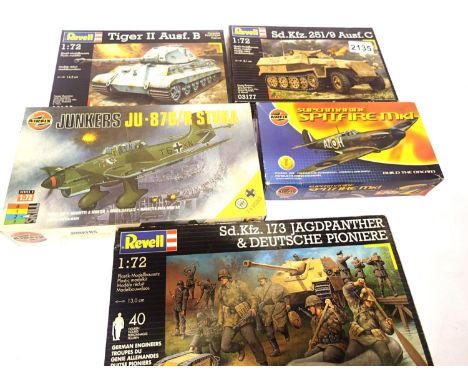 5x Airfix/Revell Military Kits All Boxed - Contents remain unchecked, however appear complete (1x Box Crushed) P&amp;P Group 