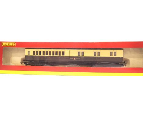 Hornby R4223A GWR Clerestory brake coach 3380. P&P Group 1 (£14+VAT for the first lot and £1+VAT for subsequent lots)Conditio