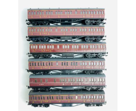 6x Airfix LMS Non Corridor Coaches All Unboxed - P&amp;P Group 1 (£14+VAT for the first lot and £1+VAT for subsequent lots) 