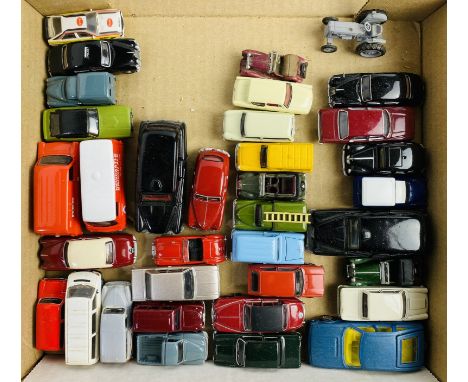 32x 1:76 Scale Diecast Vehciles &amp; 3x Larger Scale Black Cabs &amp; Rover All Unboxed  - P&amp;P Group 1 (£14+VAT for the 