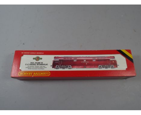 An OO Gauge Hornby R.368 BR Class 52 C-C Western Courier D1062 