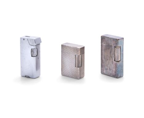 A COLLECTION OF THREE VINTAGE DUPONT CIGARETTE LIGHTERS