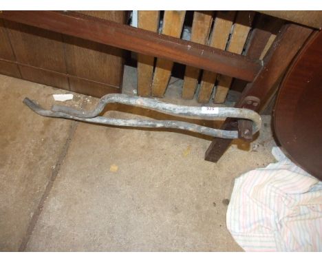 LEAD PIPE