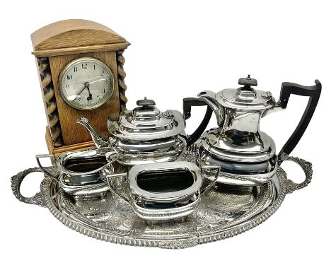 Walker and Hall silver plated tea set, comprising coffee pot, teapot, milk jug and sucrier, together with silver plated tray 