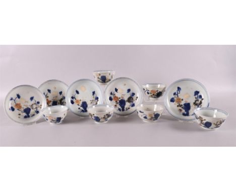 A series of six Chinese Imari porcelain cups and five saucers, Nankin Cargo, China, Qianlong 18th century. Polychrome floral 