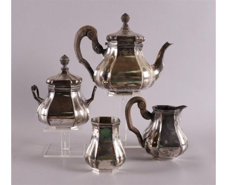 A 2nd grade 835/1000 silver tea service, model 'Cardinaal', consisting of: teapot, sugar lid pot, milk jug and spoon vase, ye