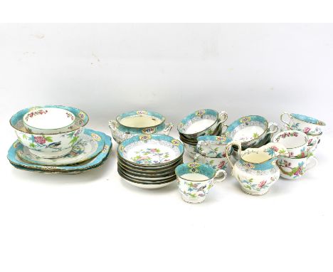 A 19th century Spode Felspar 'Cuckoo' pattern part tea set, together with four pieces of Spode, etc