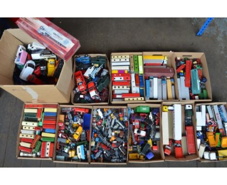 Extensive collection of unboxed model vehicles and 1 boxed Corgi truck, mostly diecast, qty, 11 boxes, all A/F