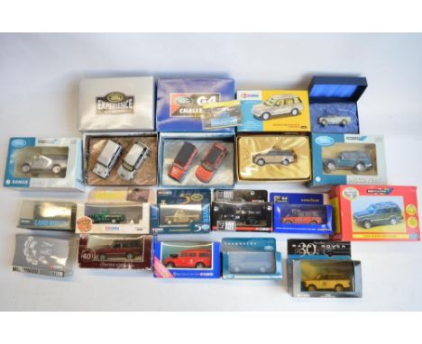 Collection of Land Rover models from Corgi and Britain's including Corgi Classics 07104 Daktari Land Rover &amp; Figures set,