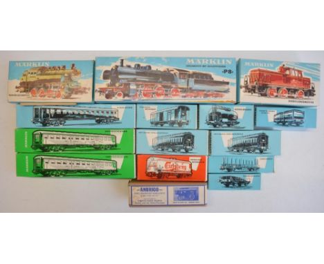 Collection of HO gauge railway models from Marklin to include three electric locomotives, all 3 rail to include 3091 and 3098
