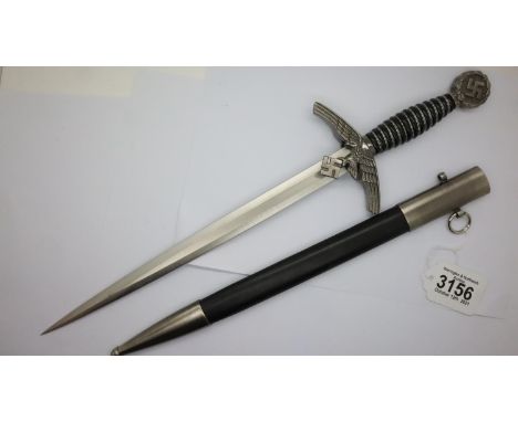 German WWII Luftwaffe replica officers short sword, double edged blade with wired grip and leather scabbard. P&amp;P Group 2 