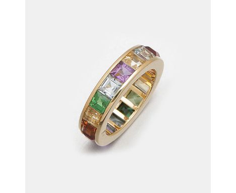 Gelbgold, gest. 750. Umlaufend besetzt mit Tsavoriten, Citrinen, Aquamarinen, Amethysten und Rodeliten von zus. ca. 4,66 ct. 