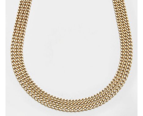Gelbgold, gest. 585. Dreireihiges Flachpanzer-Collier. Gew. ca. 66,30 g.Necklace in 14 k gold.